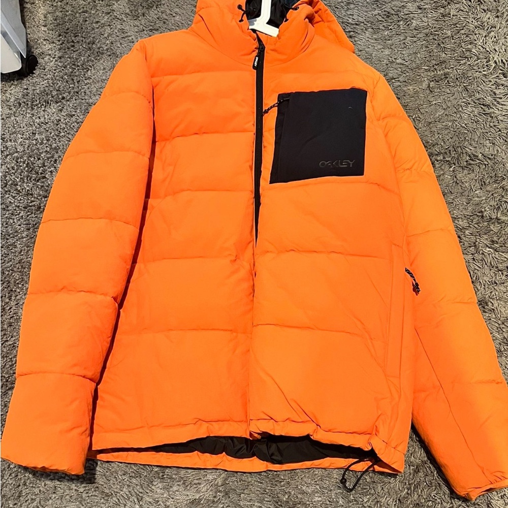 Oakley Men's Vibrant Orange Puffer Jacket